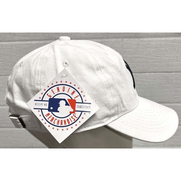 Women's New York Yankees 47 Brand Twins Strap Back White Adjustable Hat Cap NWT - Picture 3 of 8